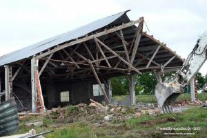 Destruction-hangar-2.jpg