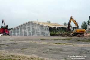 Destruction-hangar-6.jpg